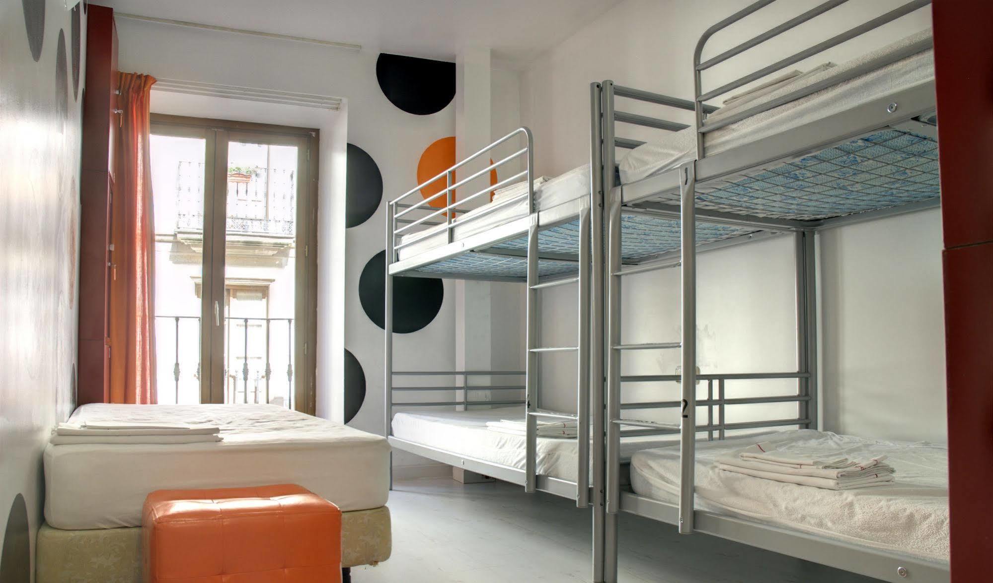 Albergue Revolutum Hostel Salamanca Kültér fotó