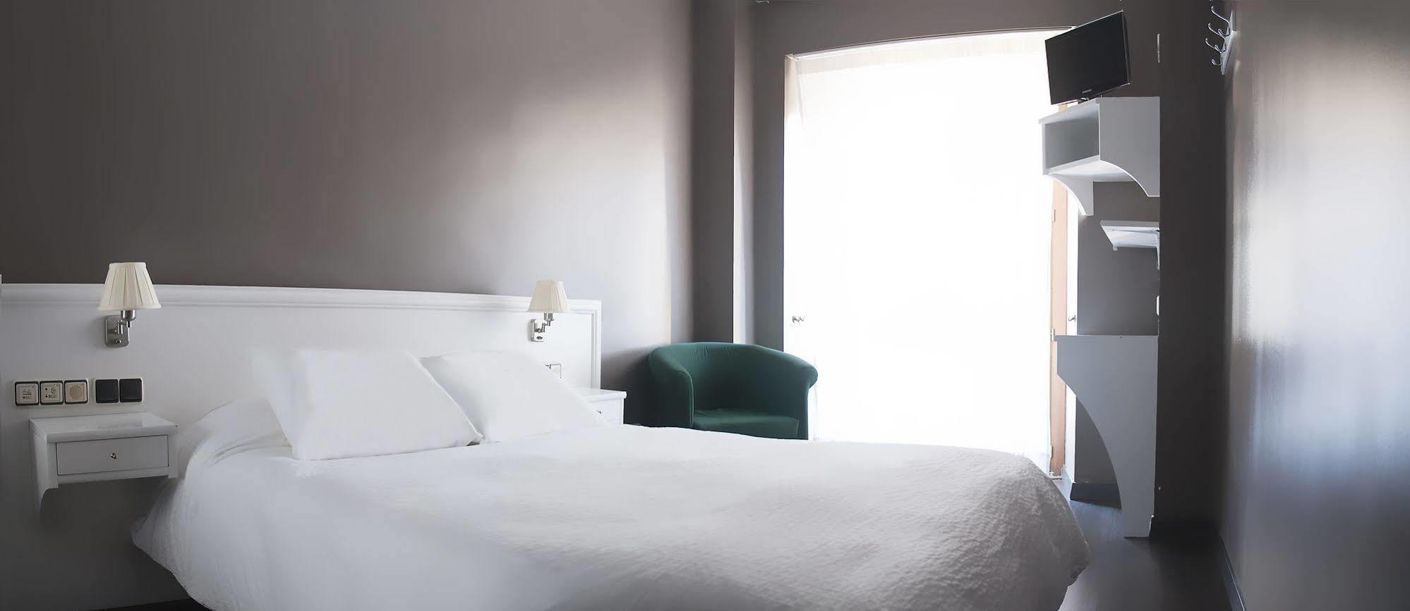 Albergue Revolutum Hostel Salamanca Kültér fotó